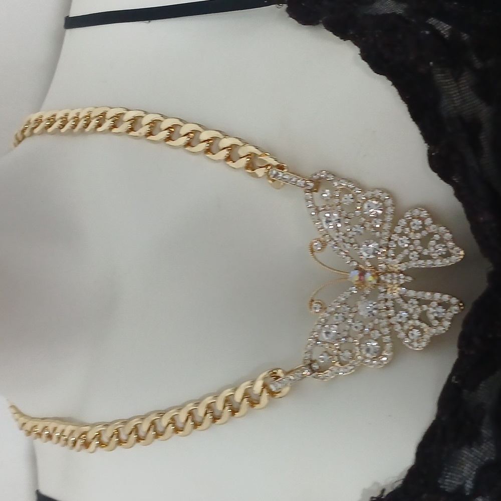 Natasha Couture Goldtone‎ Chunky Bridal Whimsical Rhinestone Butterfly  Necklace